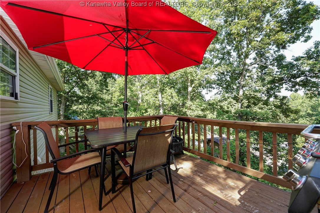105 White Oak Lane