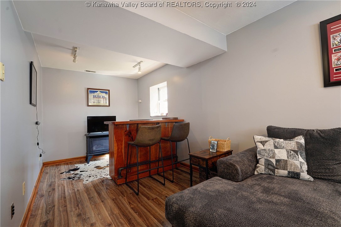 105 White Oak Lane