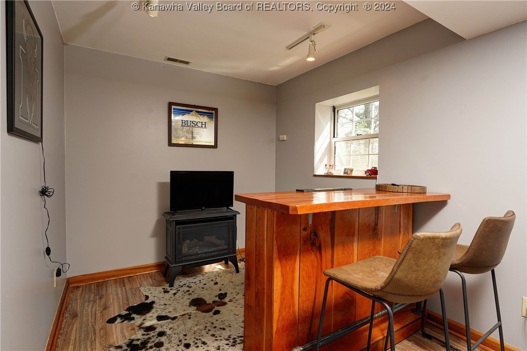 105 White Oak Lane