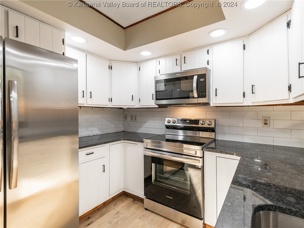 59 Parkview