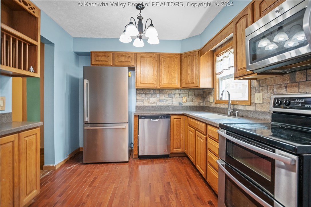 1908 KANAWHA Terrace
