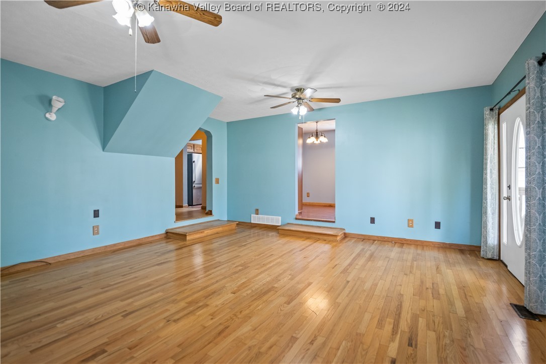 1908 KANAWHA Terrace