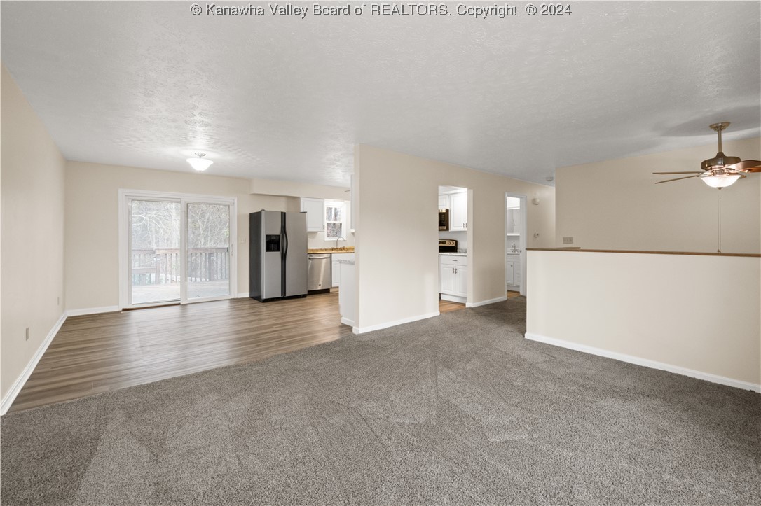 250 PINE Circle