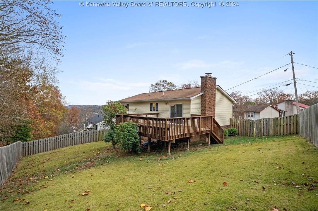 250 PINE Circle