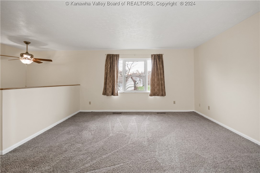 250 PINE Circle