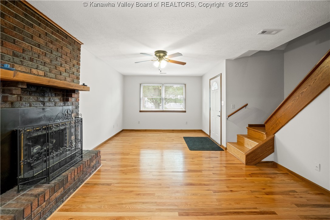 132 ROCKWOOD Drive
