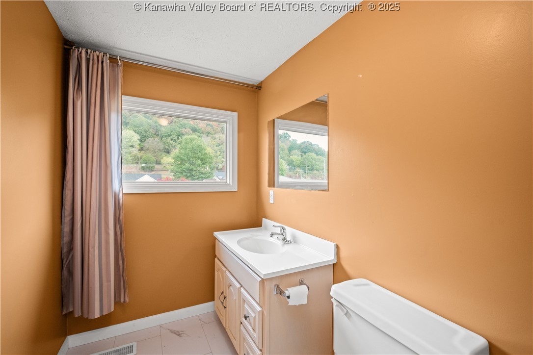 132 ROCKWOOD Drive