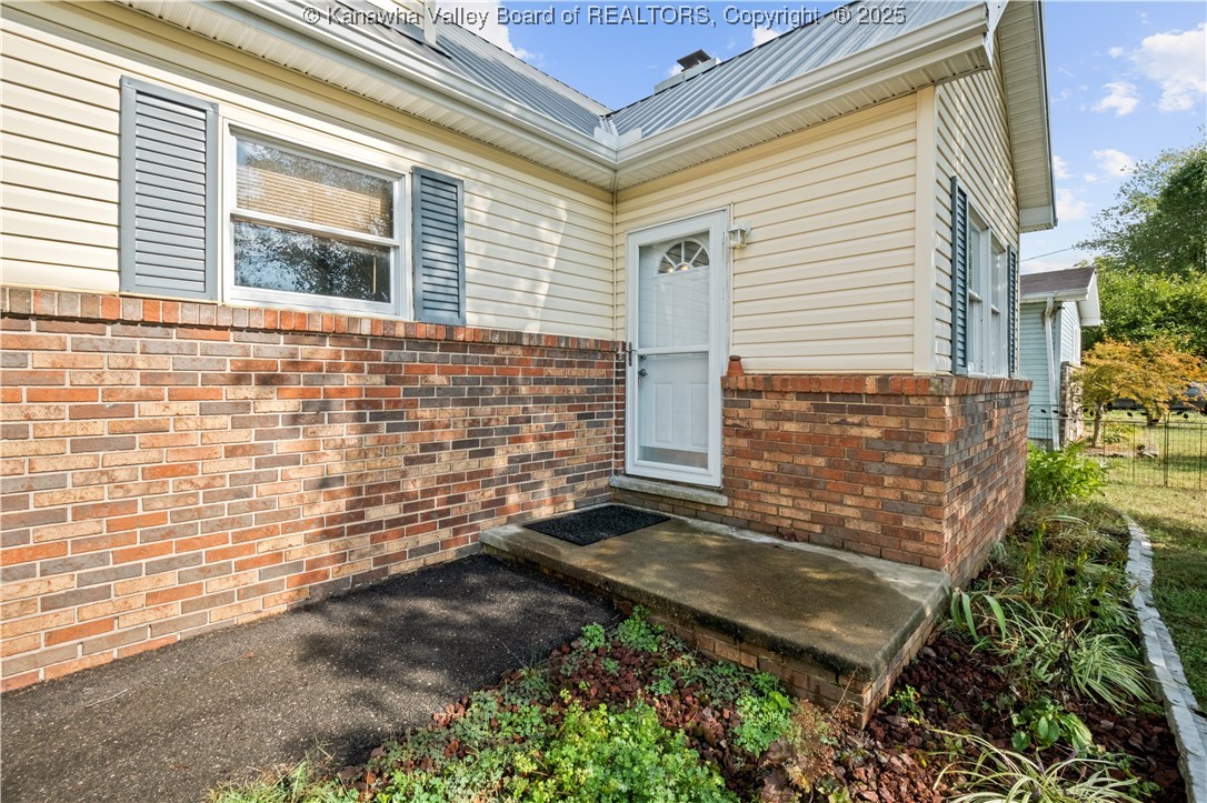 132 ROCKWOOD Drive