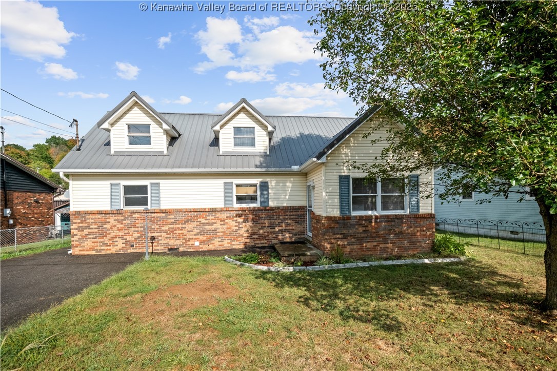 132 ROCKWOOD Drive