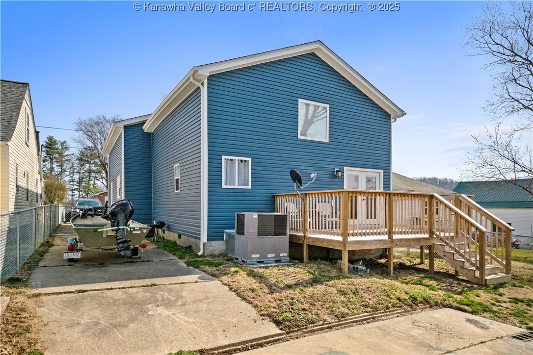 317 HIGH SCHOOL Avenue