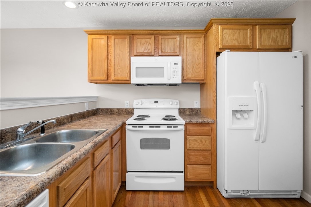 159 MIDLAND Trail(S)