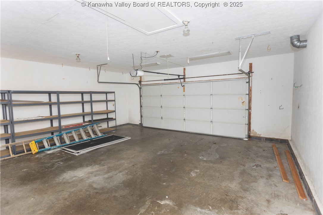 112 Willowood Circle