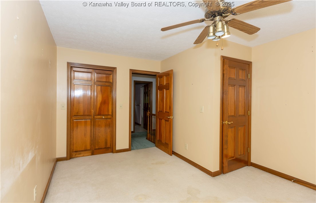 112 Willowood Circle