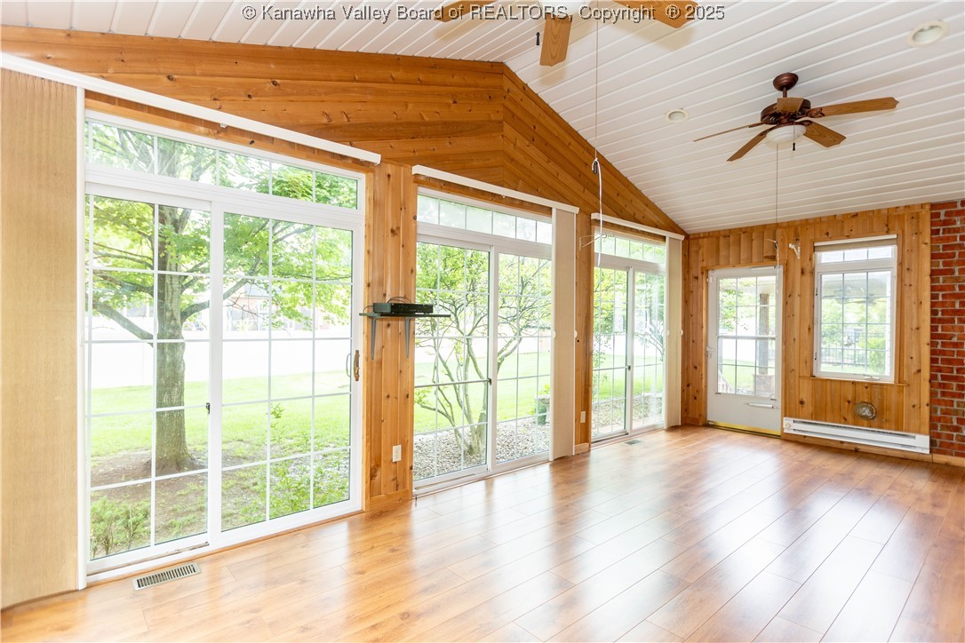 112 Willowood Circle