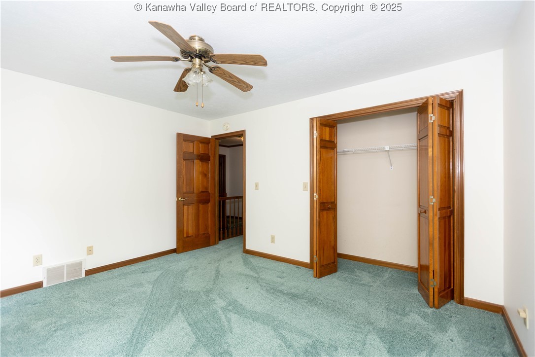 112 Willowood Circle