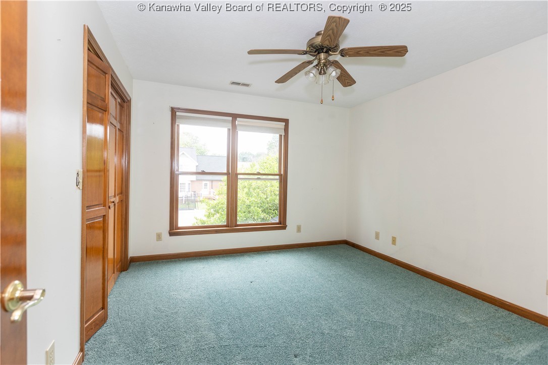 112 Willowood Circle