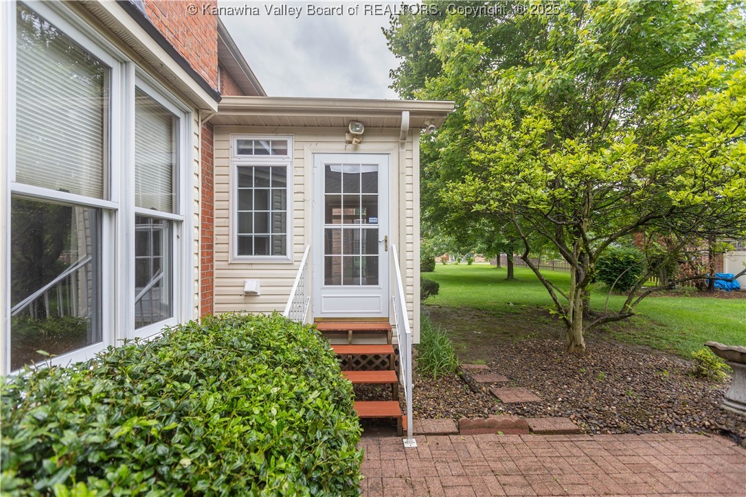 112 Willowood Circle