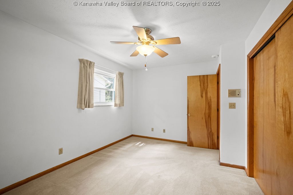 860 Whispering Way