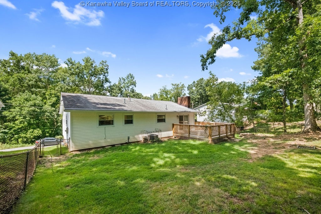 860 Whispering Way