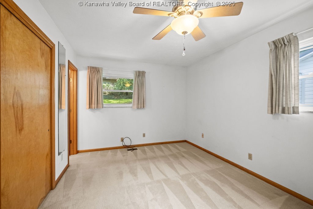 860 Whispering Way