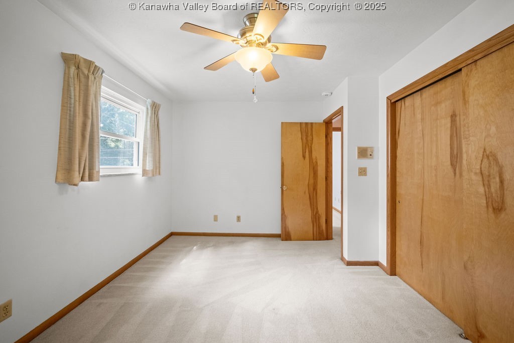 860 Whispering Way