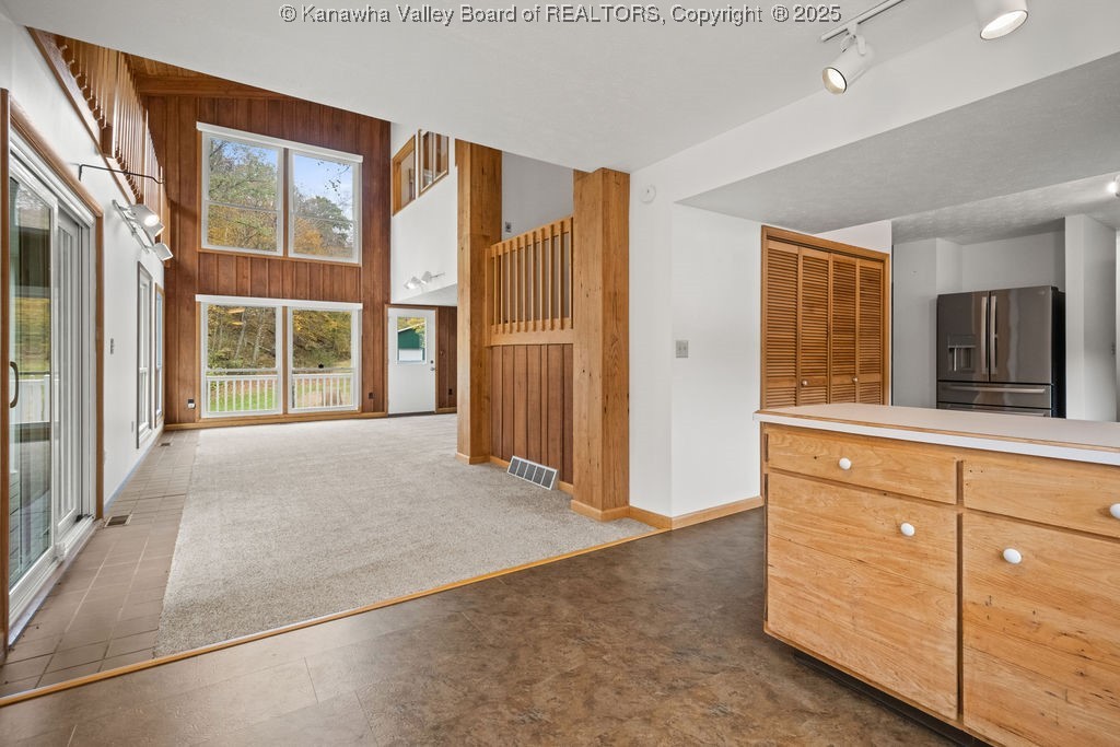 2105 Lee Creek Road
