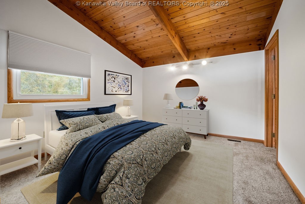 2105 Lee Creek Road