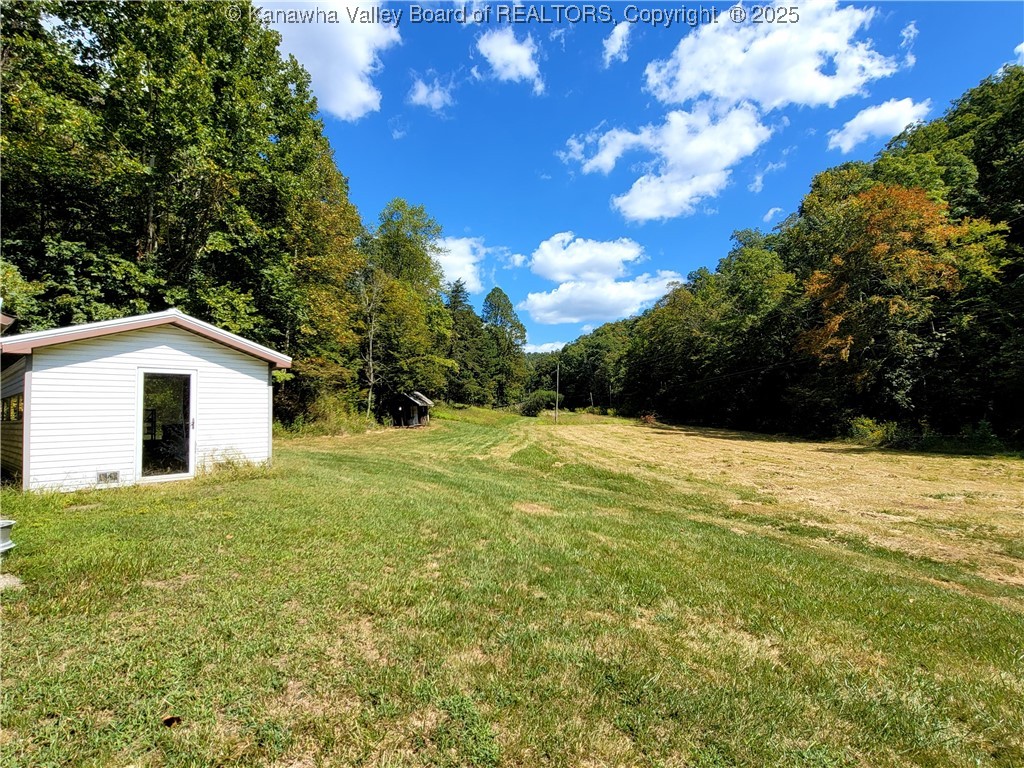2105 Lee Creek Road