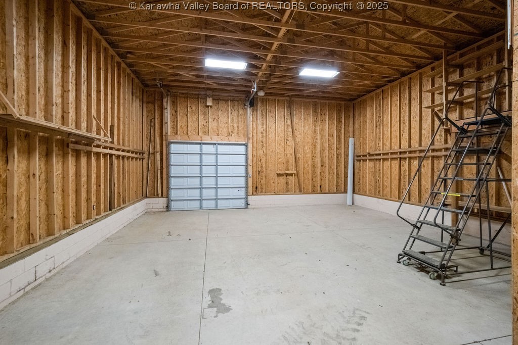 2105 Lee Creek Road