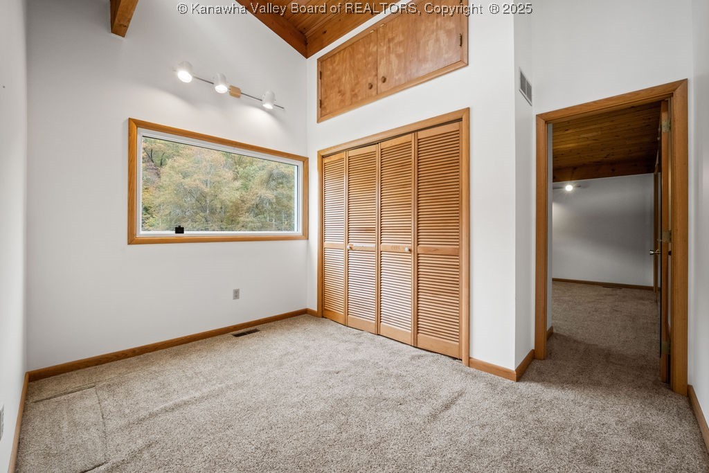 2105 Lee Creek Road