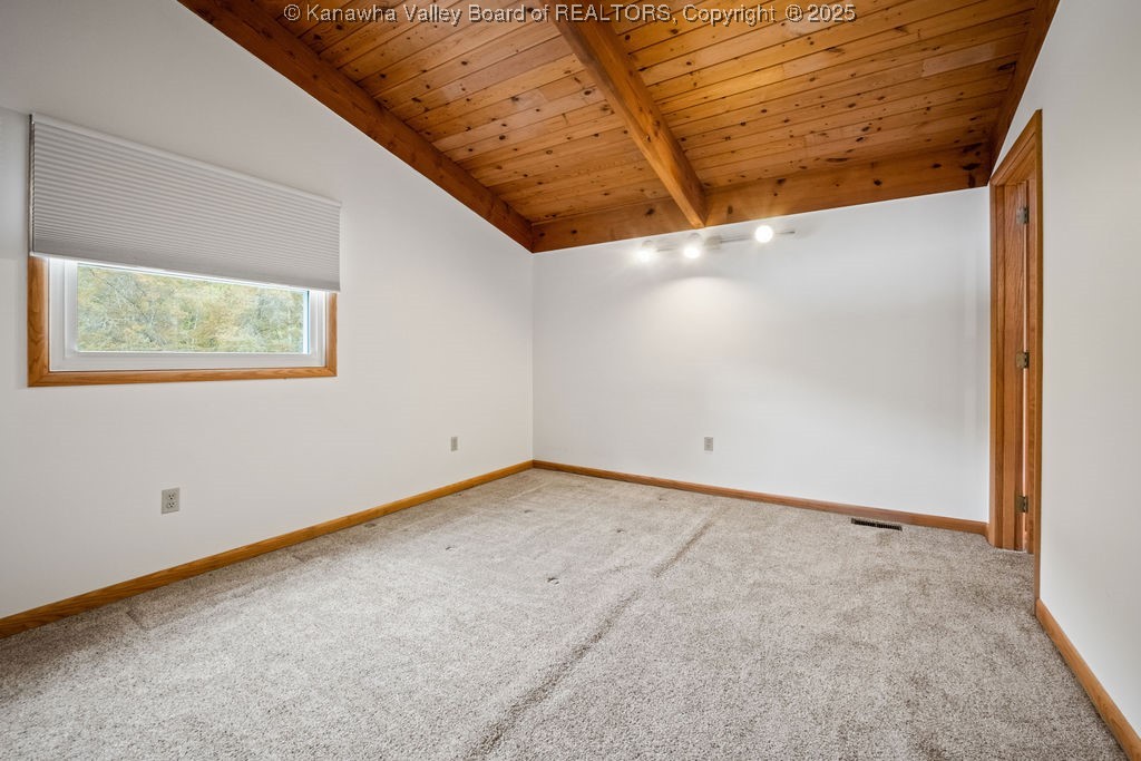 2105 Lee Creek Road