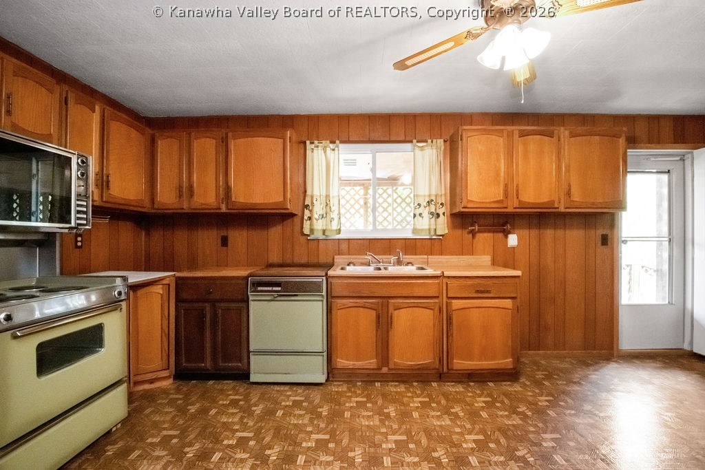 355 Fudges Creek Road