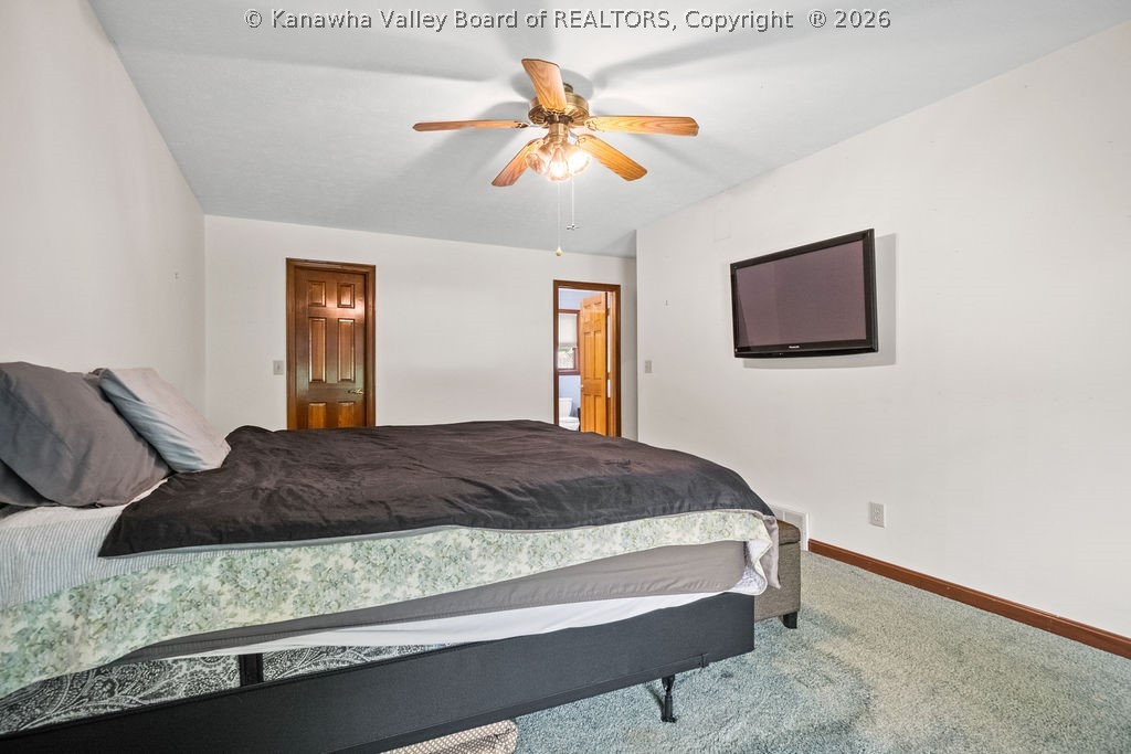 112 Willowood Circle