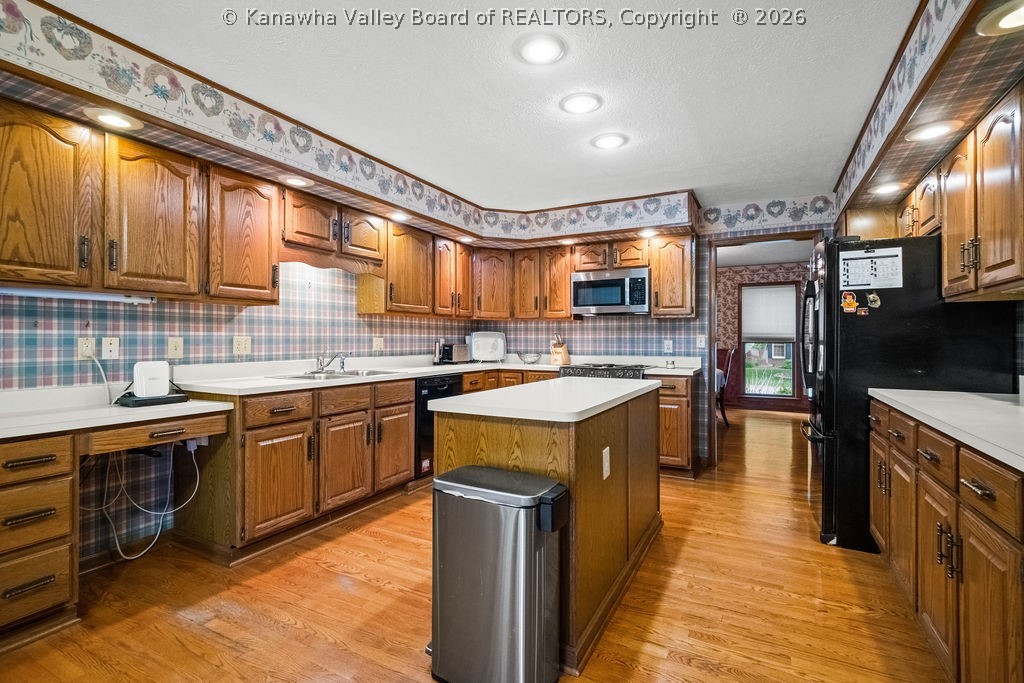 112 Willowood Circle