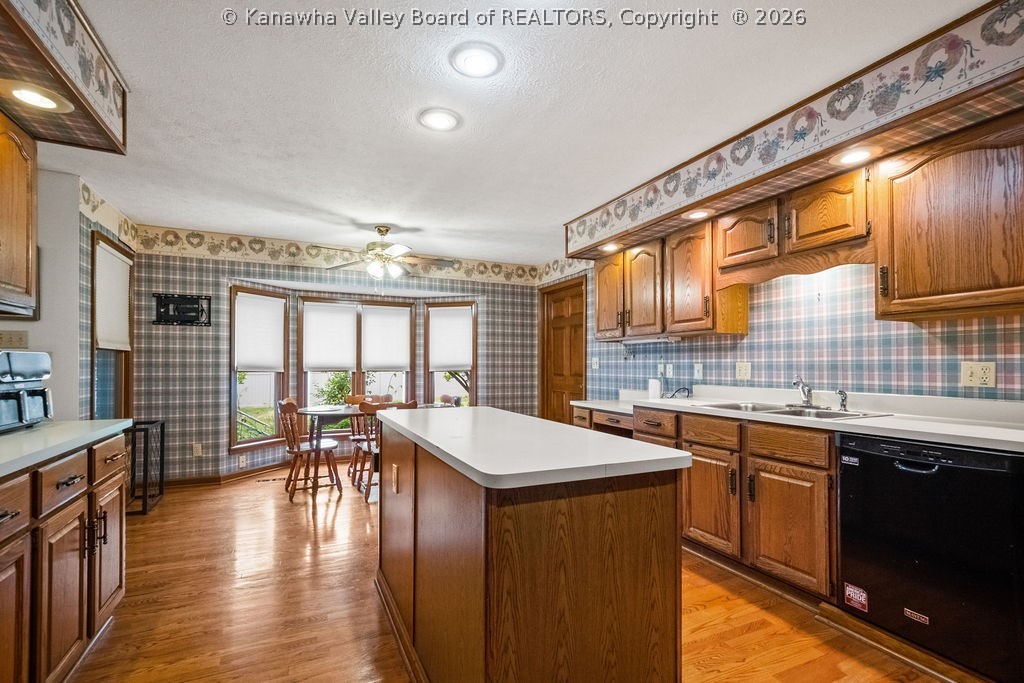 112 Willowood Circle