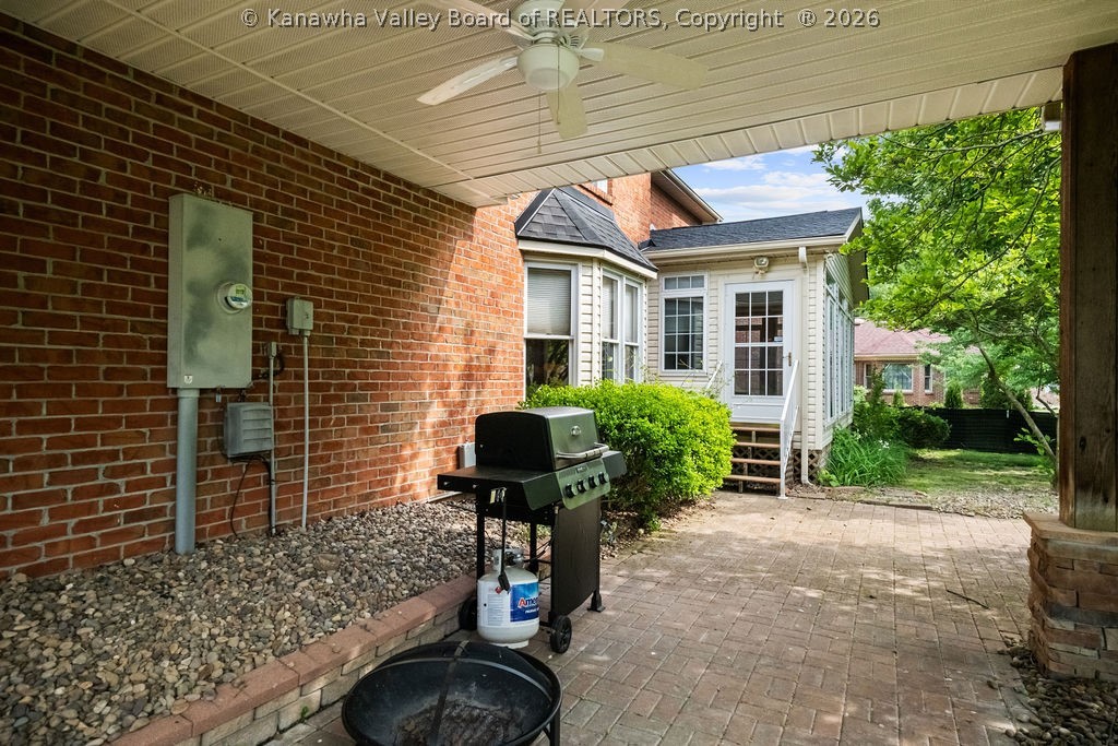 112 Willowood Circle