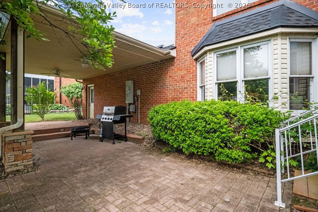 112 Willowood Circle