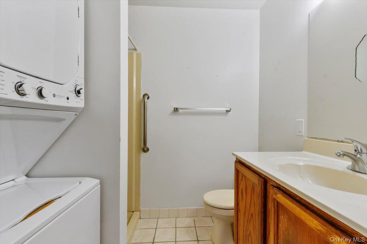 99 Molly Pitcher Lane Unit: B