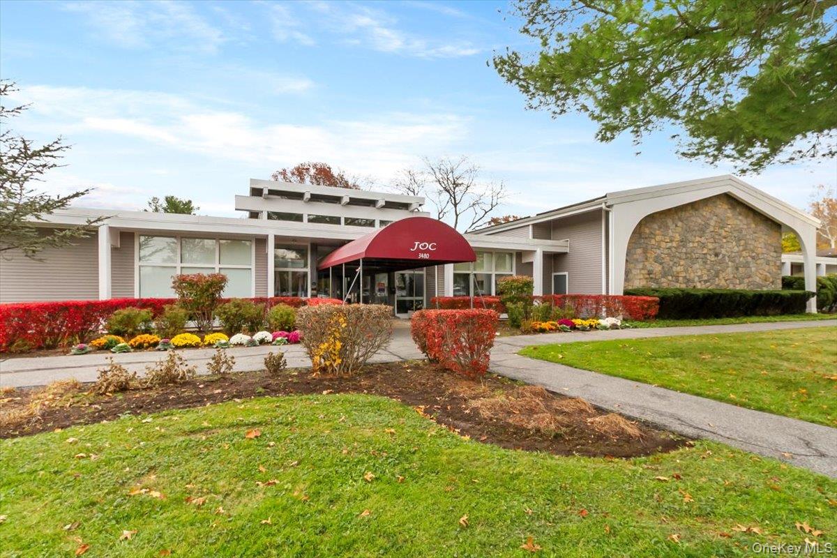 99 Molly Pitcher Lane Unit: B