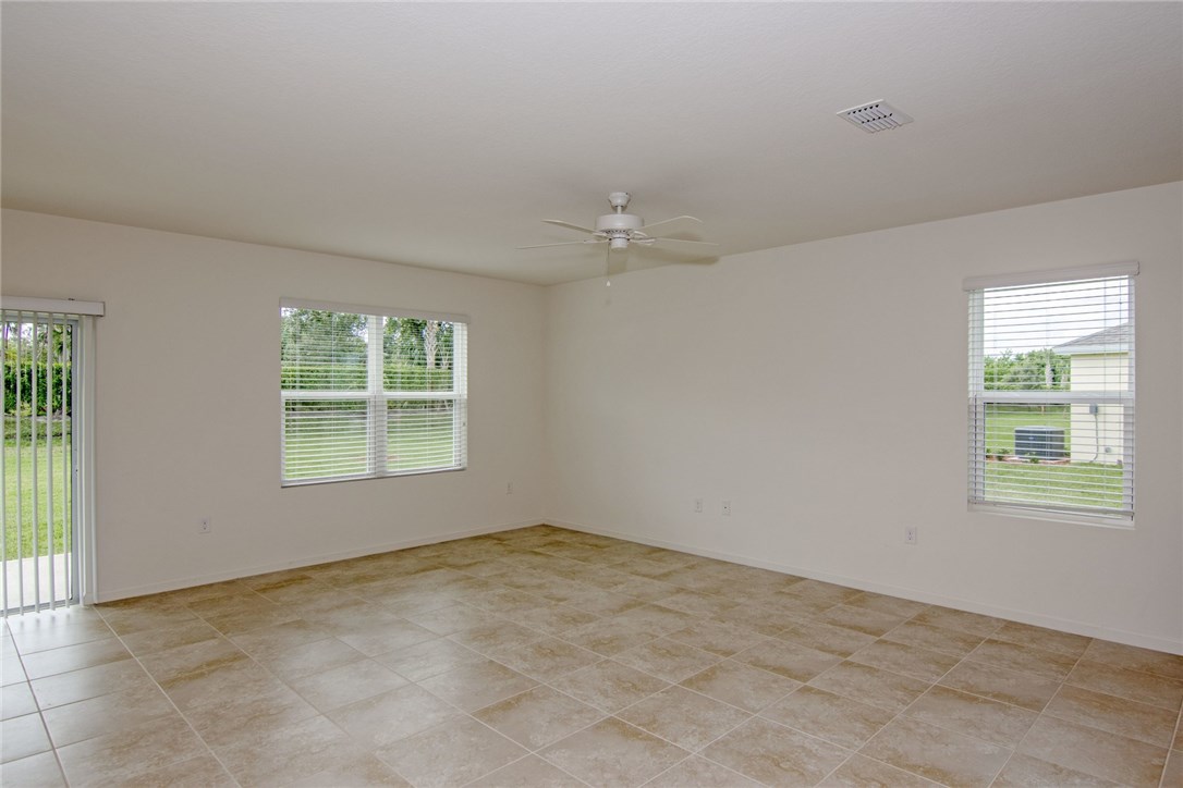 2151 Harwick Circle SW