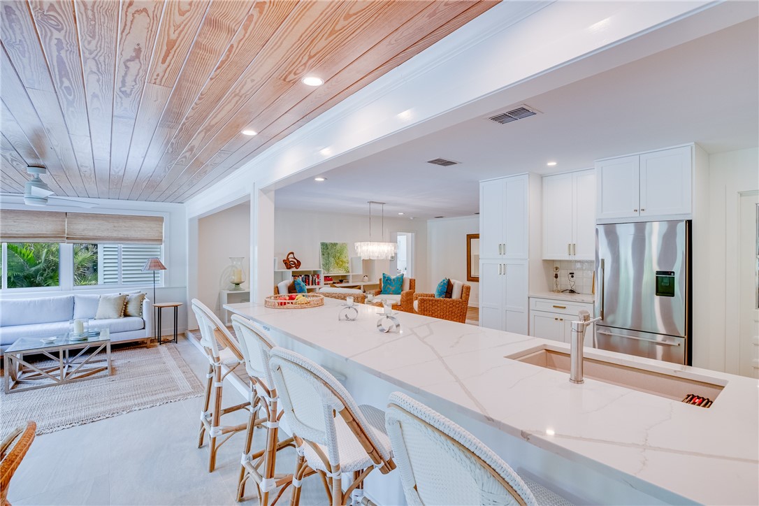 1830 E Sandpiper Road