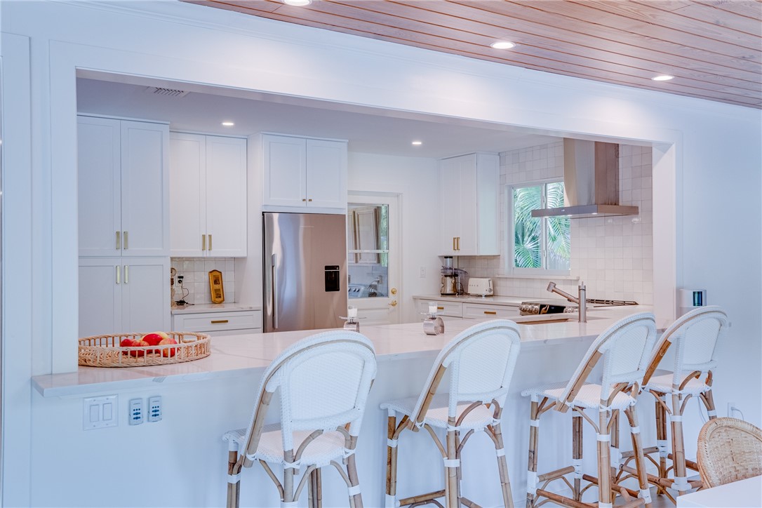 1830 E Sandpiper Road