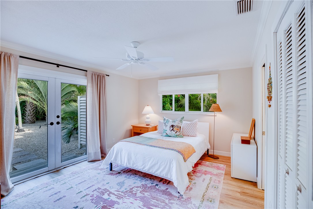 1830 E Sandpiper Road