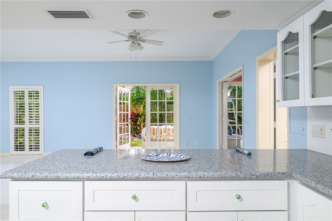 1005 Crescent Beach Road