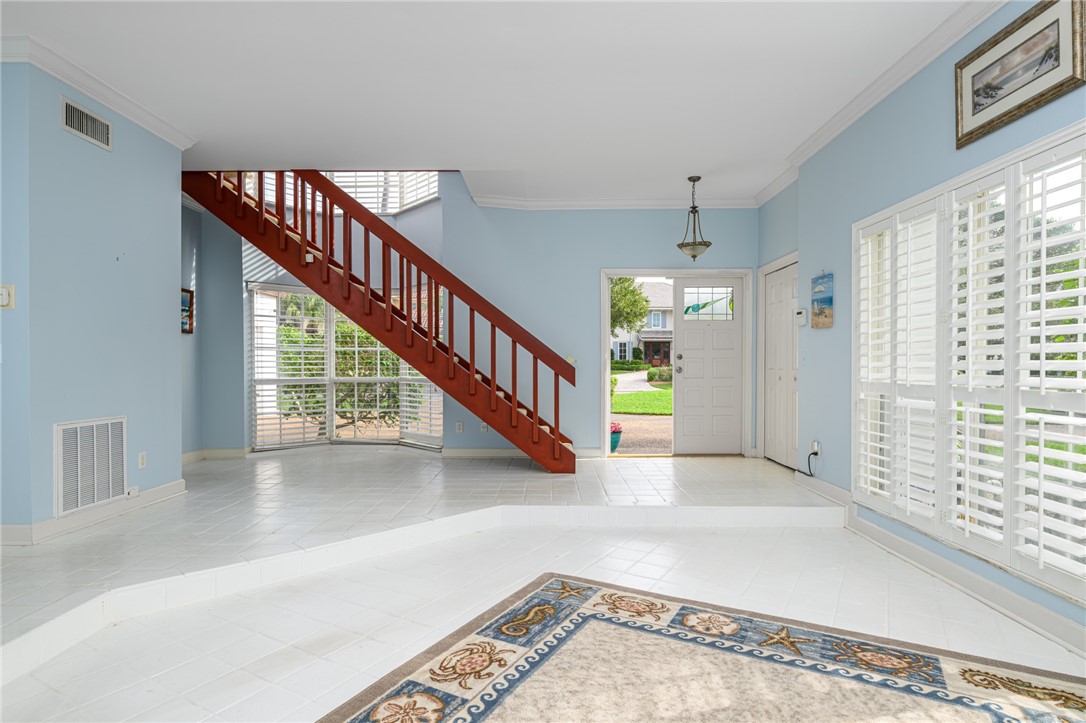 1005 Crescent Beach Road