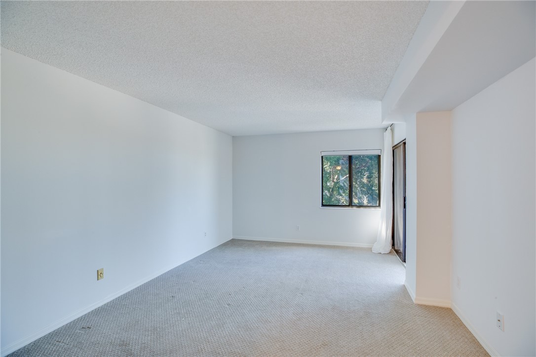 1821 Mooringline Drive 3H