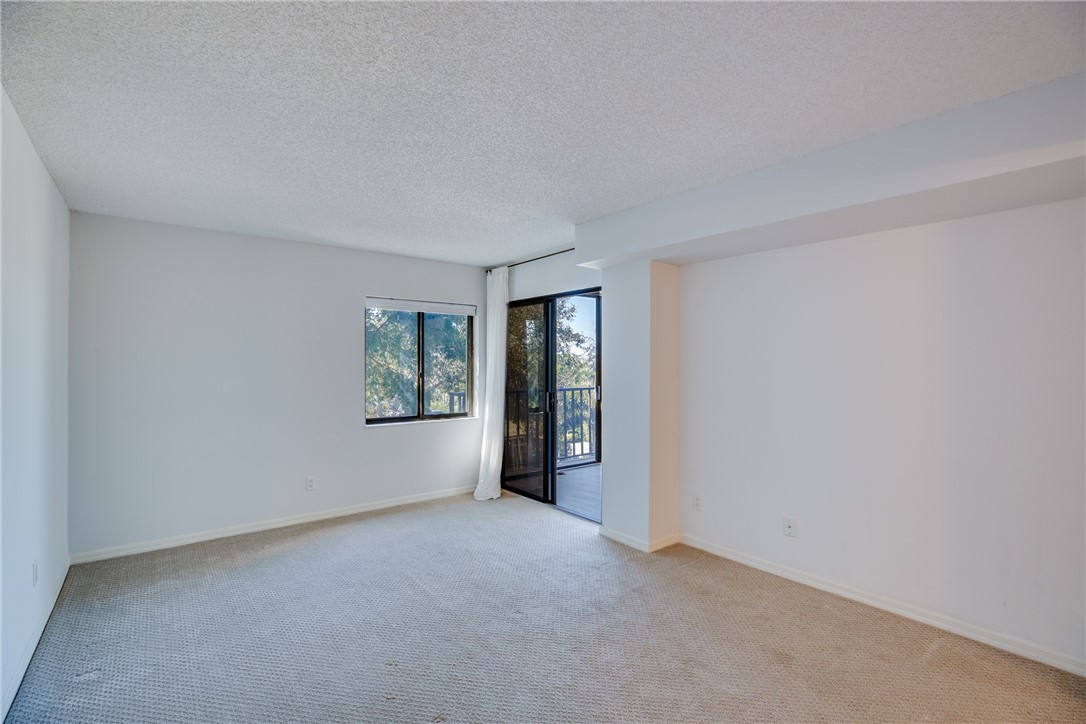 1821 Mooringline Drive 3H