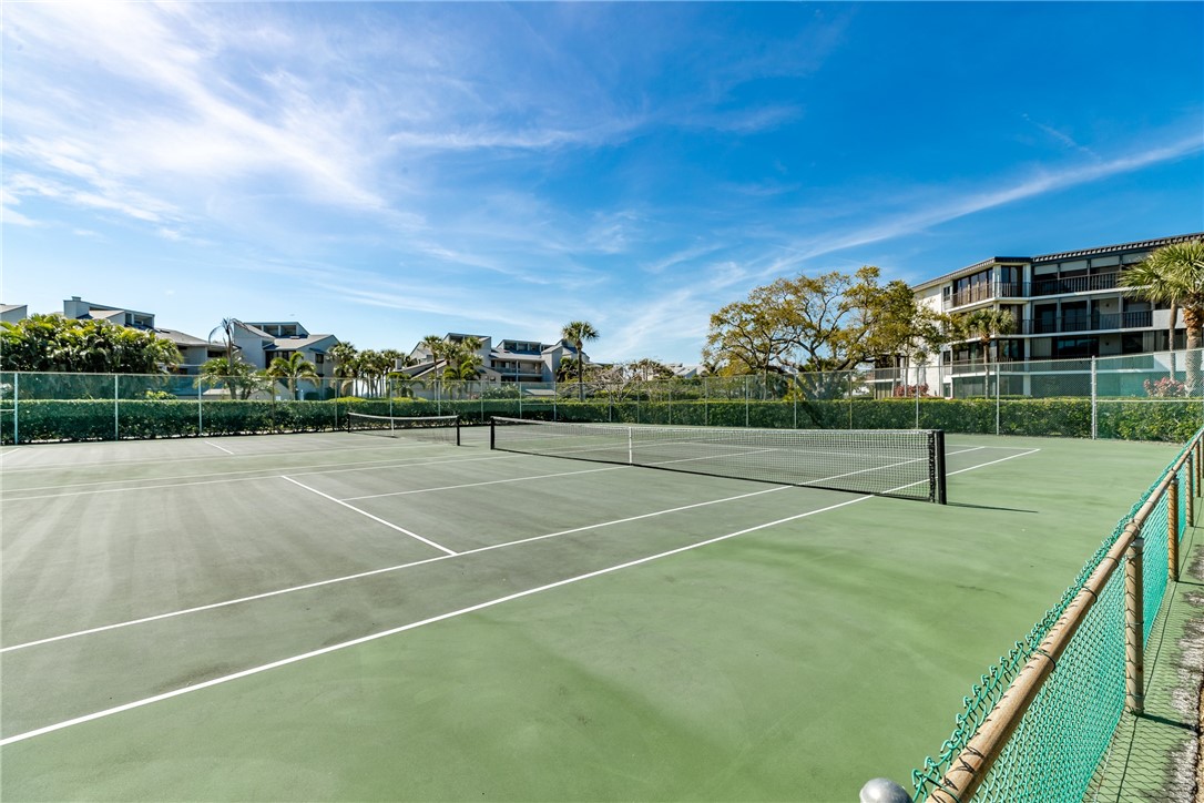 1821 Mooringline Drive 3H