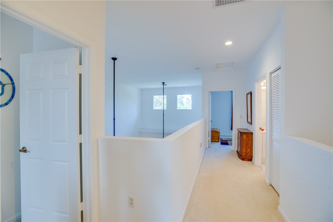 2587 Stockbridge Square SW