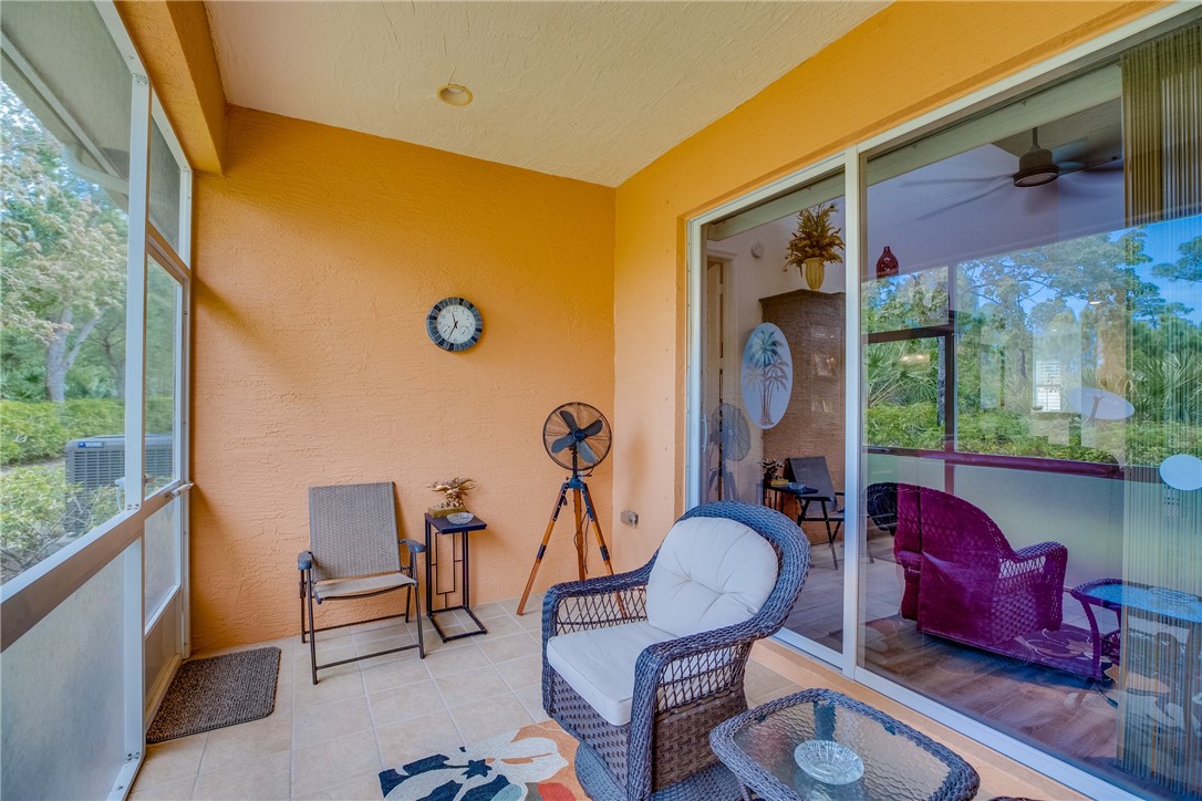 2587 Stockbridge Square SW